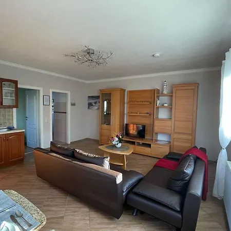 Ferienwohnung Ottosin Apartment *